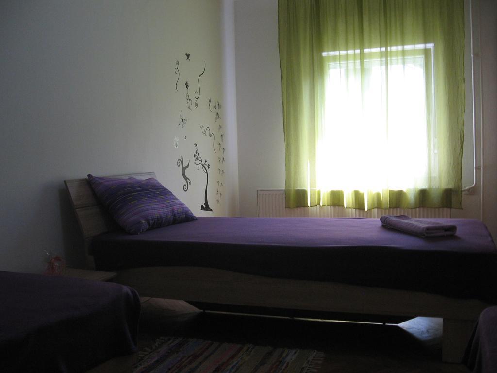 נובי סאד Green Apartment מראה חיצוני תמונה
