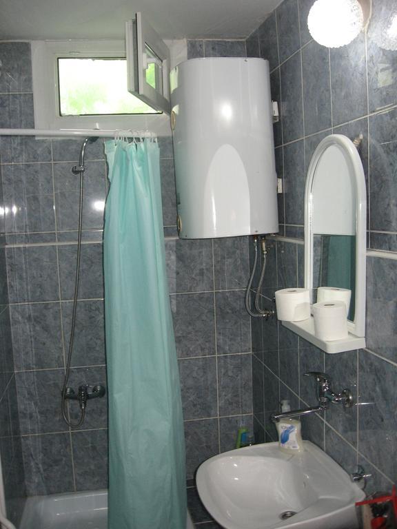 נובי סאד Green Apartment מראה חיצוני תמונה